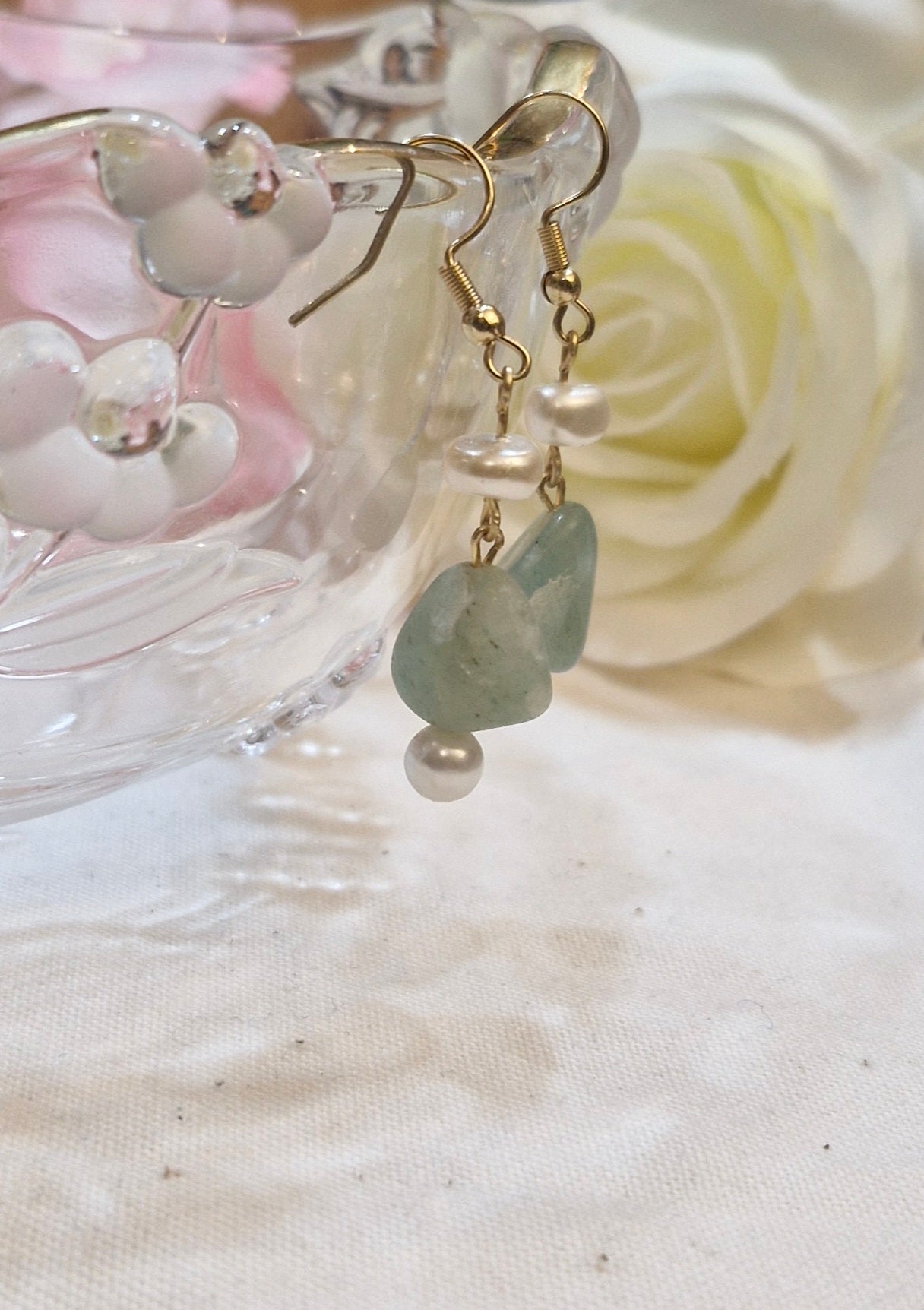 Oorhangers natuursteen