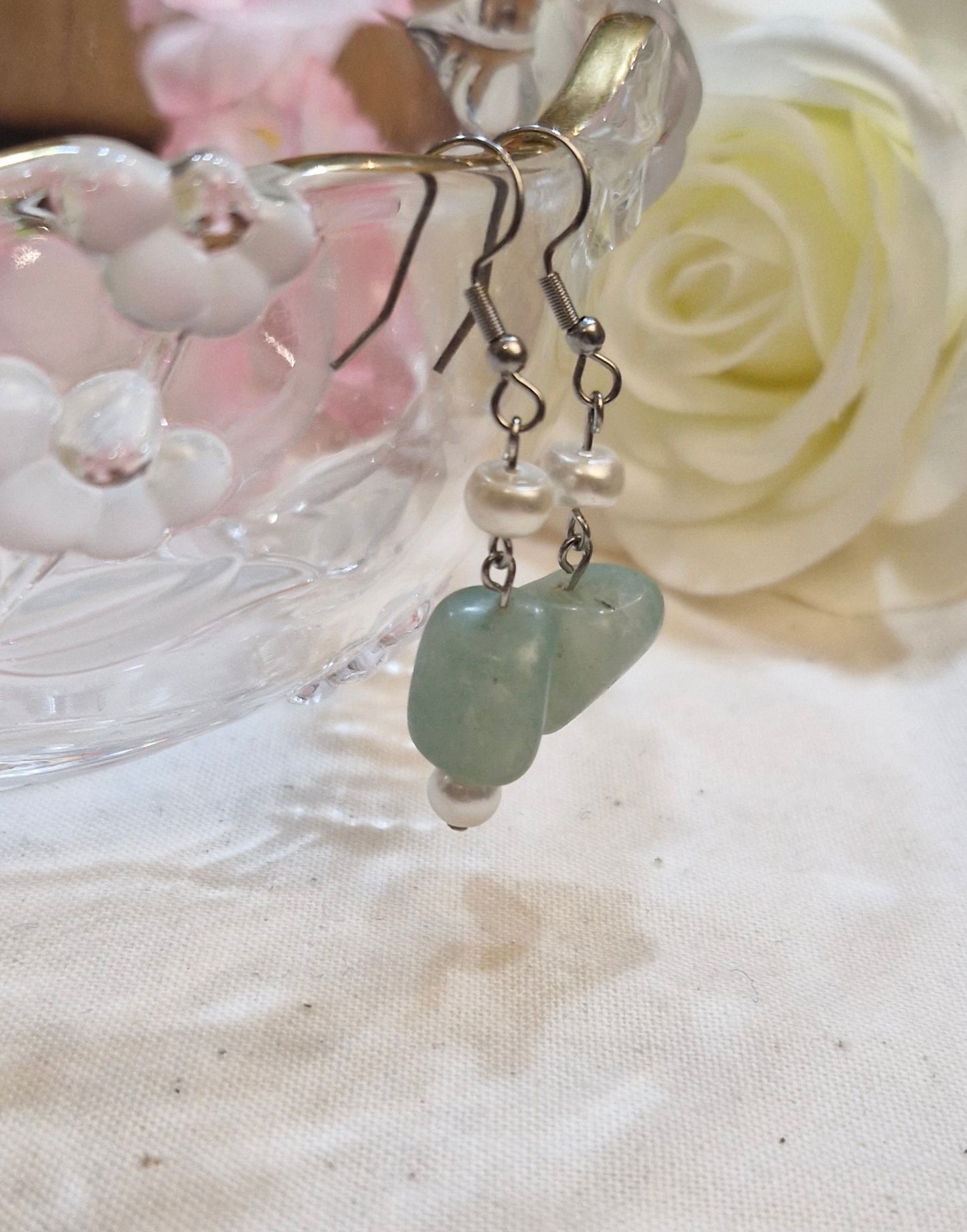 Oorhangers natuursteen